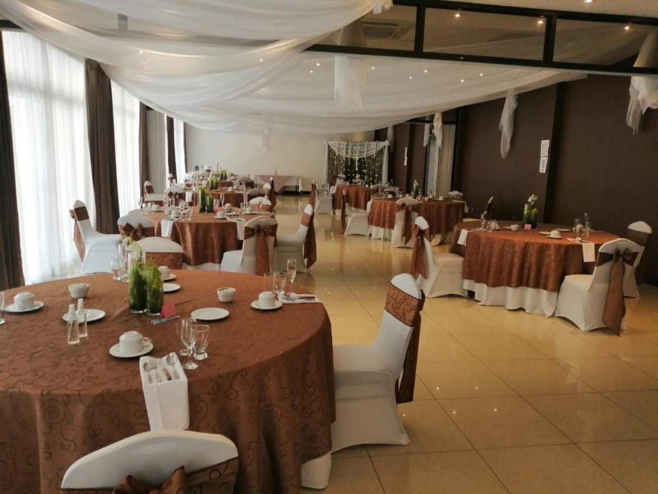 Hotel Y Restaurante El Guarco Cartago Kültér fotó
