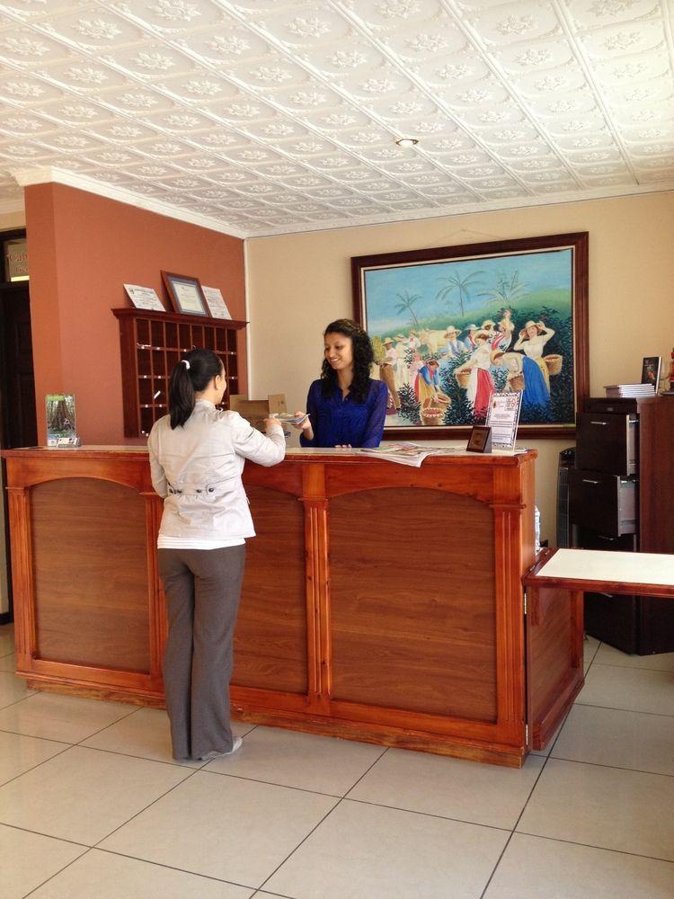 Hotel Y Restaurante El Guarco Cartago Kültér fotó