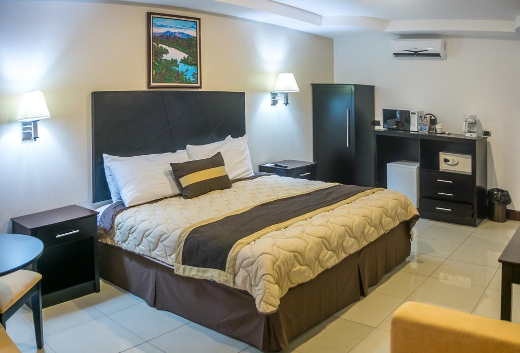 Hotel Y Restaurante El Guarco Cartago Kültér fotó