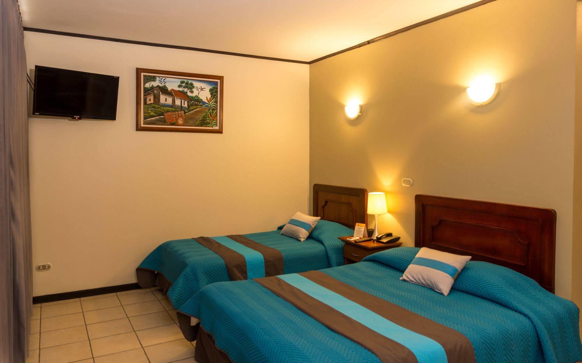 Hotel Y Restaurante El Guarco Cartago Kültér fotó
