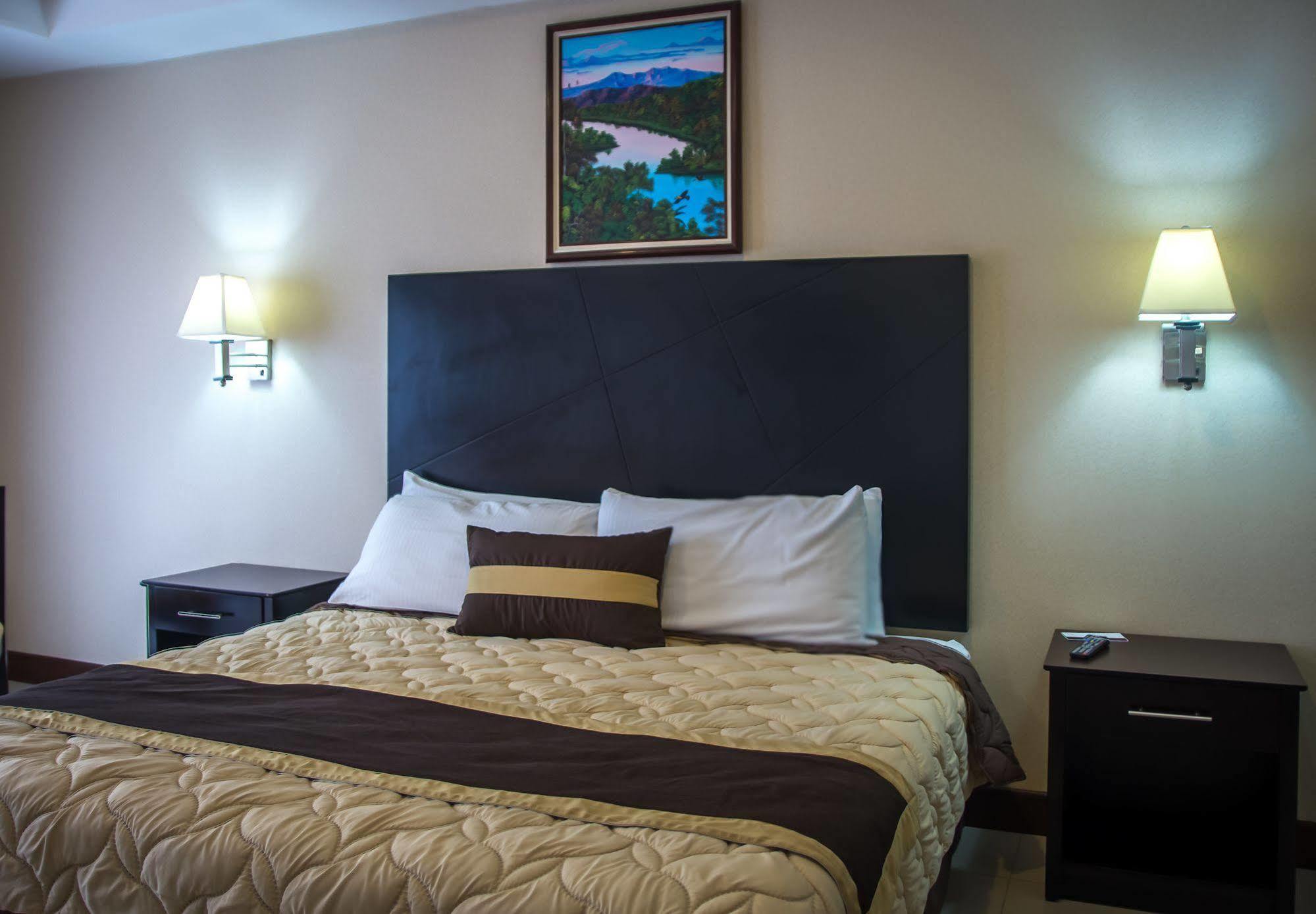 Hotel Y Restaurante El Guarco Cartago Kültér fotó